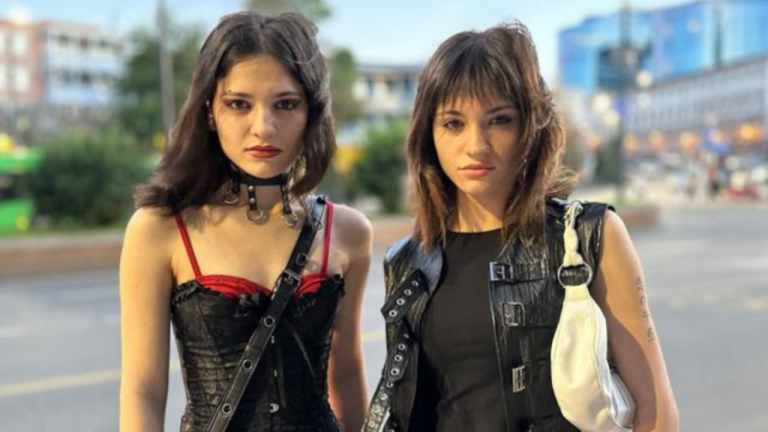 Dos gemelas robadas en Georgia se encuentran en TikTok 19 años después